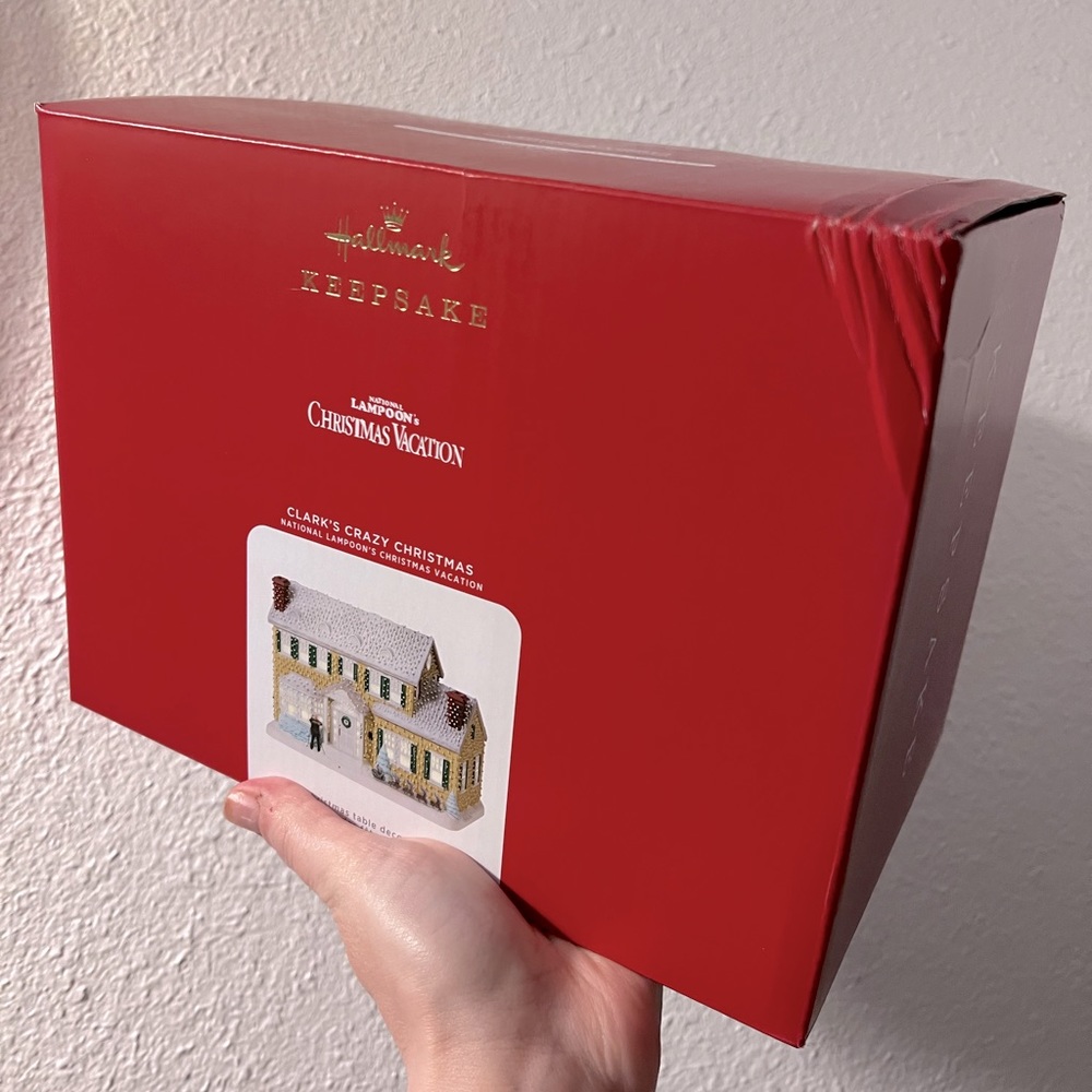 *Dented Boxes* Hallmark National Lampoon's Christmas Vacation House